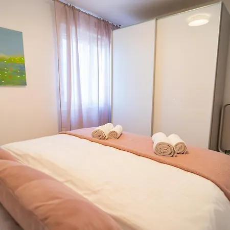 Gajeta By Belmont Realty Apartment *